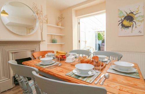 Porlock Cottage | 3 Lowerbourne Terrace