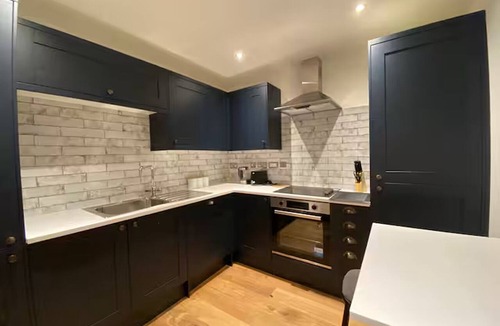 Nottingham City Centre Apartment | 3 Nottingham Apts + Castle Views & City Centre