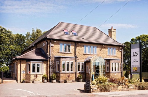 Lepton Hotel | 315 Bar and Restaurant