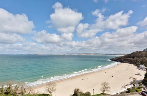 St Ives House | 35 Carrack Widden