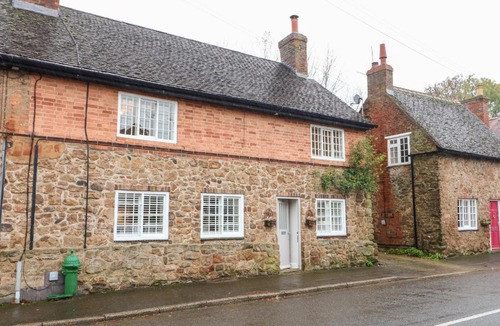 Ticknall House | 36 Main Street