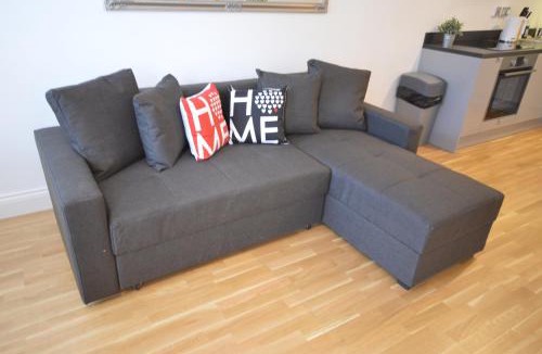 Soho Apartment | 3A Soho Studios 3rd floor by Indigo Flats