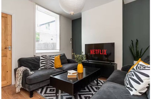 Moseley House | 4 Bed House + Drive, Moseley, Birmingham