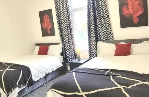 Accrington House | 4-Bed House in Accrington