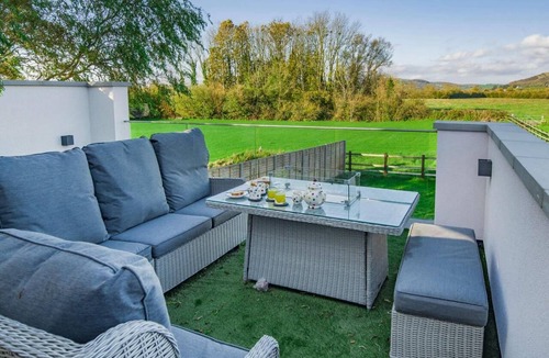 Axbridge Cottage | 4 Bed in Axbridge (oc-90365)