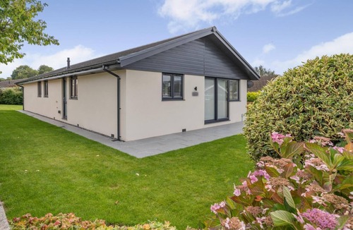 Brecon House | 4 Bed in Brecon (oc-m32973)