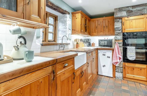Llangattock Cottage | 4 Bed in Crickhowell (oc-bn117)