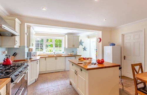 Winfrith Newburgh Cottage | 4 Bed in Dorchester (oc-dc133)