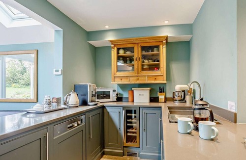 Winfrith Newburgh Cottage | 4 Bed in Dorchester (oc-dc190)