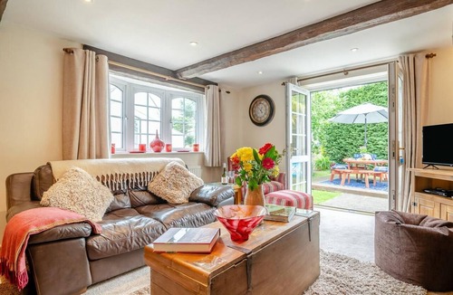 East Brent Cottage | 4 Bed in Highbridge (oc-50929)