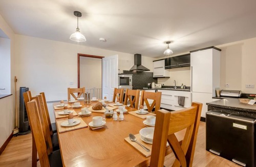 Horning Cottage | 4 Bed in Horning (oc-s34101)