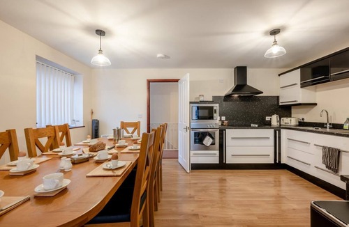 Horning Cottage | 4 Bed in Horning (oc-s34101)