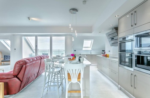 Hele Apartment | 4 Bed in Ilfracombe (oc-c29344)