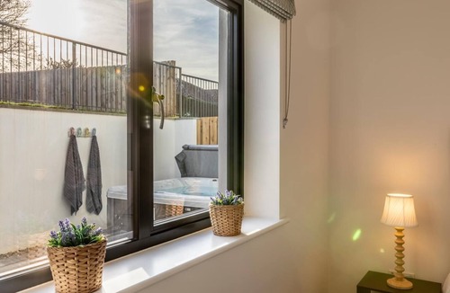 Instow Cottage | 4 Bed in Instow (oc-e30026)