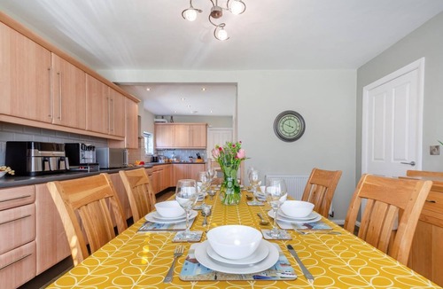 Llanbedrog Cottage | 4 Bed in Llanbedrog (oc-e33453)