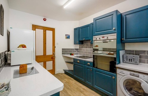 Llanbedrog Cottage | 4 Bed in Llanbedrog (oc-bow103)