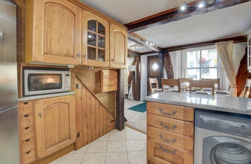 Looe Cottage | 4 Bed in Looe (oc-l30047)