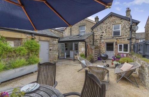 Masham House | 4 Bed in Masham oc-w32087