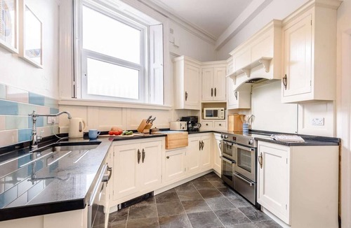 Matlock Cottage | 4 Bed in Matlock (oc-88011)