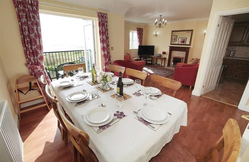 Horton Cottage | 4 Bed in Port Eynon (oc-hh9901)