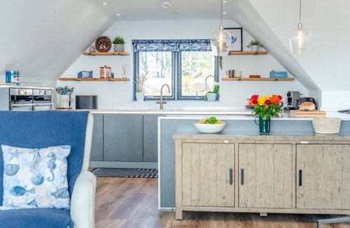 Porthleven Cottage | 4 Bed in Porthleven (oc-ch30536)