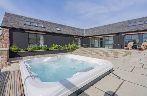 Murthly Cottage | 4 Bed in Rattray (oc-e31983)