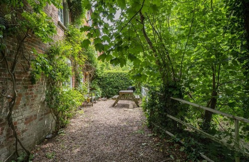 Foxley Cottage | 4 Bed in Reepham (oc-497)