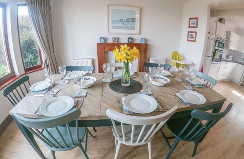 Studland Cottage | 4 Bed in Swanage (oc-dc020)