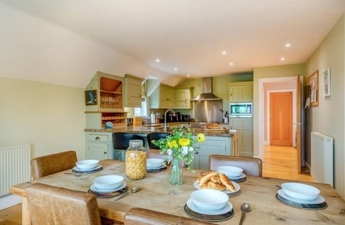 Thornham Cottage | 4 Bed in Thornham (oc-888)