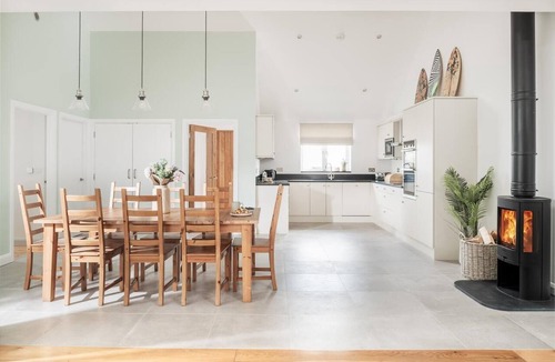 Trebetherick Cottage | 4 Bed in Trebetherick (oc-l50183)