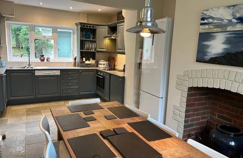 Wareham Cottage | 4 Bed in Wareham (oc-dc204)