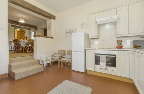 Irstead Cottage | 4 Bed in West Somerton (oc-273)