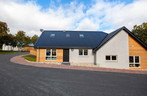 Aviemore Cottage | 4 bedroom accommodation in Aviemore
