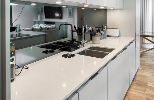 New Forest District Cottage | 4 bedroom accommodation in Ringwood