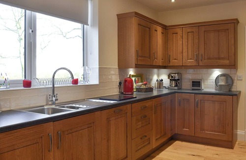 Filey Cottage | 4 bedroom accommodation in Primrose Valley, near Filey