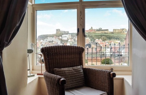 West Cliff Cottage | 4 bedroom accommodation in Whitby