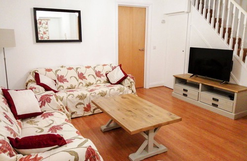 Newquay Cottage | 4 Bredon Court