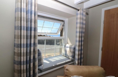 Aberdaron House | 4 Bryn Llan