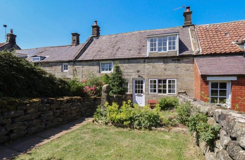 Ainthorpe House | 4 Lilac Cottages