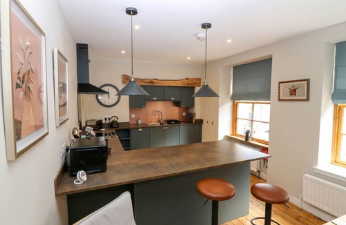Jedburgh Cottage | 49 Castlegate, Jedburgh 2 bed
