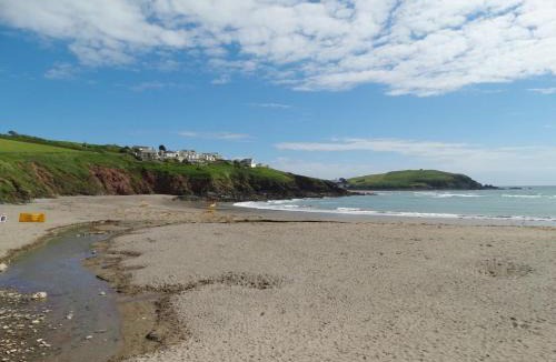 Challaborough House | 5 Beachdown