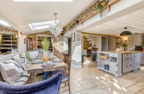 Blofield House | 5 Bed in Blofield oc-s33037
