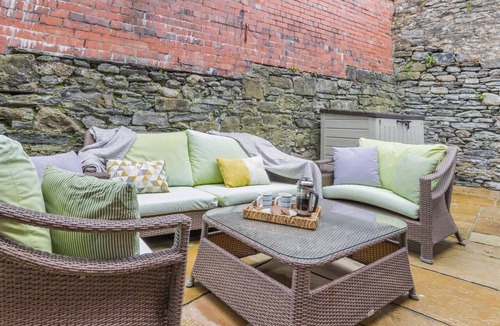 Llangollen Cottage | 5 Bed in Llangollen (oc-l34205)