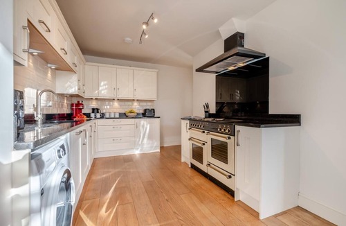 Mitchell Cottage | 5 Bed in Mitchell (oc-c30790)
