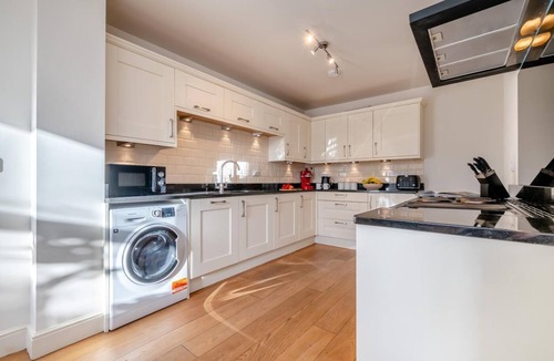 Mitchell Cottage | 5 Bed in Mitchell (oc-c30790)