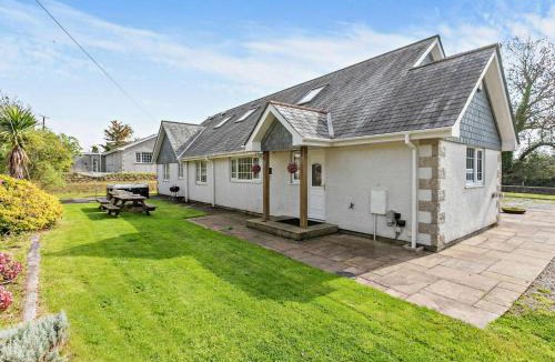 Newquay House | 5 Bed in Newquay oc-46489