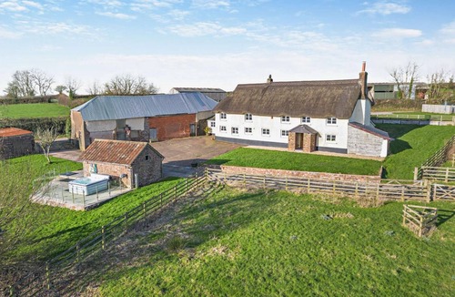 Tiverton Cottage | 5 Bed in Templeton (oc-p28390)