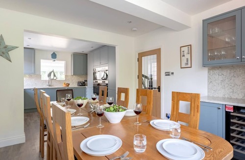 Walberswick Cottage | 5 Bed in Walberswick (oc-m30723)