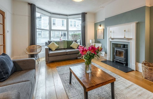 Bognor Regis Cottage | 5 bedroom accommodation in Bognor Regis