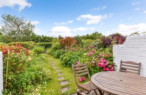 West Wittering House | 5 Coastguard Cottage and Wash House, West Wittering